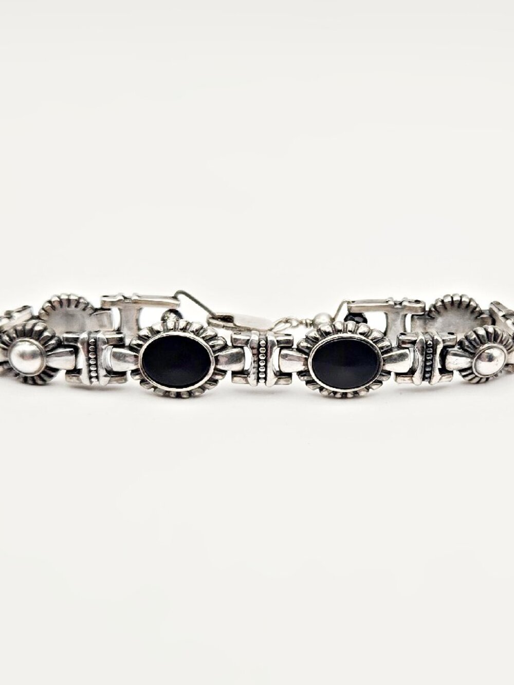 Vintage Sterling Silver Black Onyx Link Bracelet 6 Inch 20g Ornate Silverwork